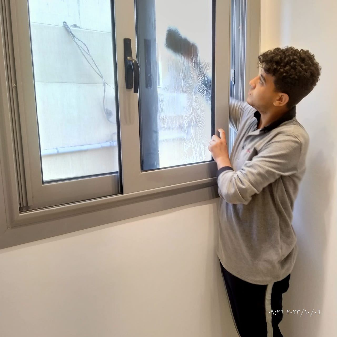 تنظيف المنازل 